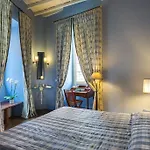 Casa Heberart Guest House Capo Le Case